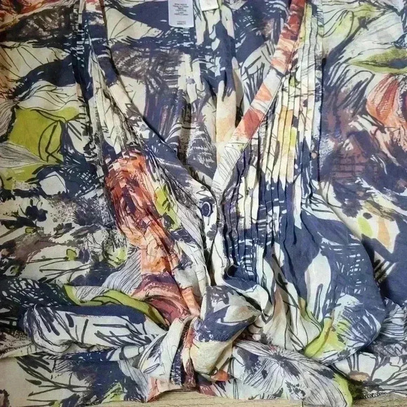 100% Silk Coldwater Creek Floral Wrap Top Blouse Size XL - Picture 5 of 11
